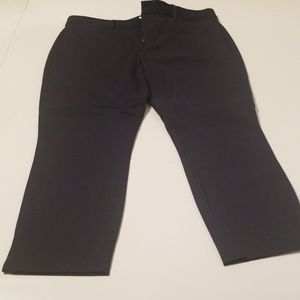 NWOT Gap skinny crop pants
